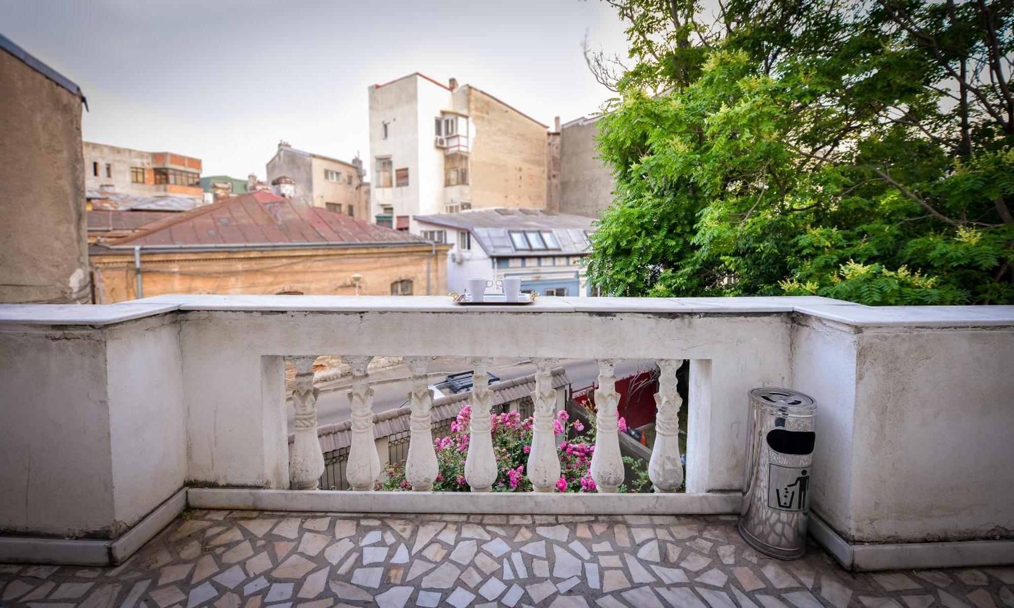 The Lincoln Suites - Central Shabbat Friendly Apartments Bucharest Exterior photo